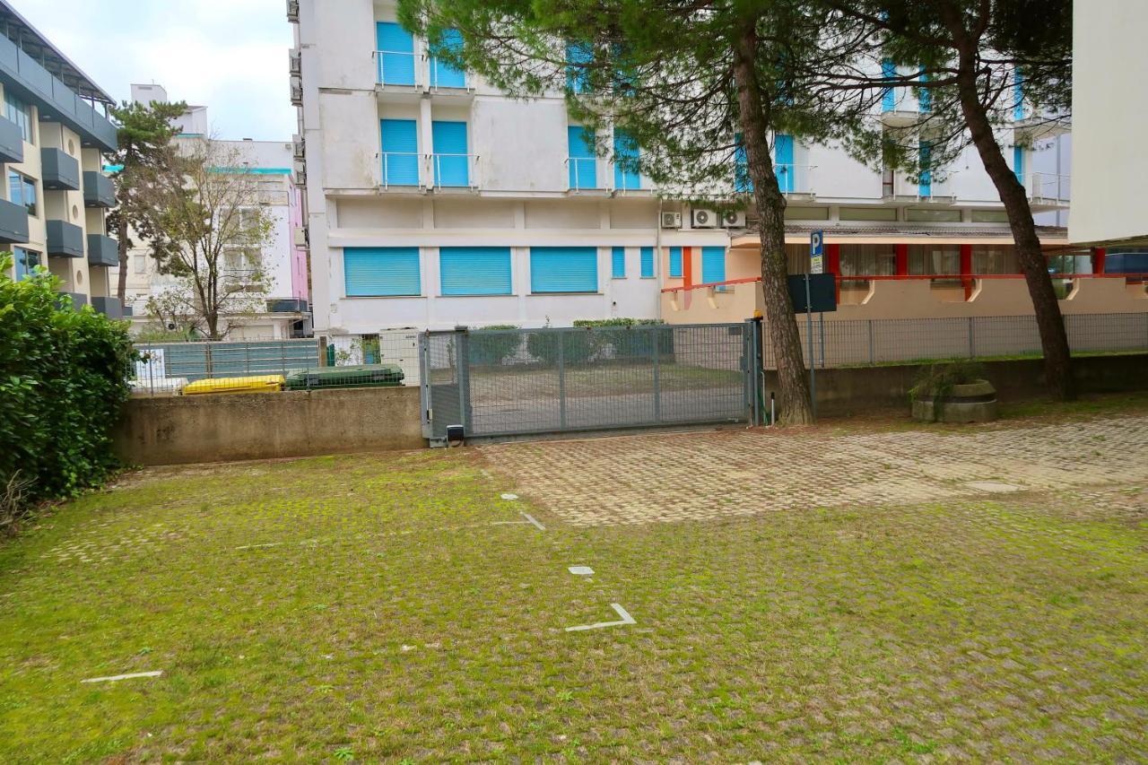 Grazioso Appartamento N 47 A 100Mt Dal Mare Bibione Exterior foto